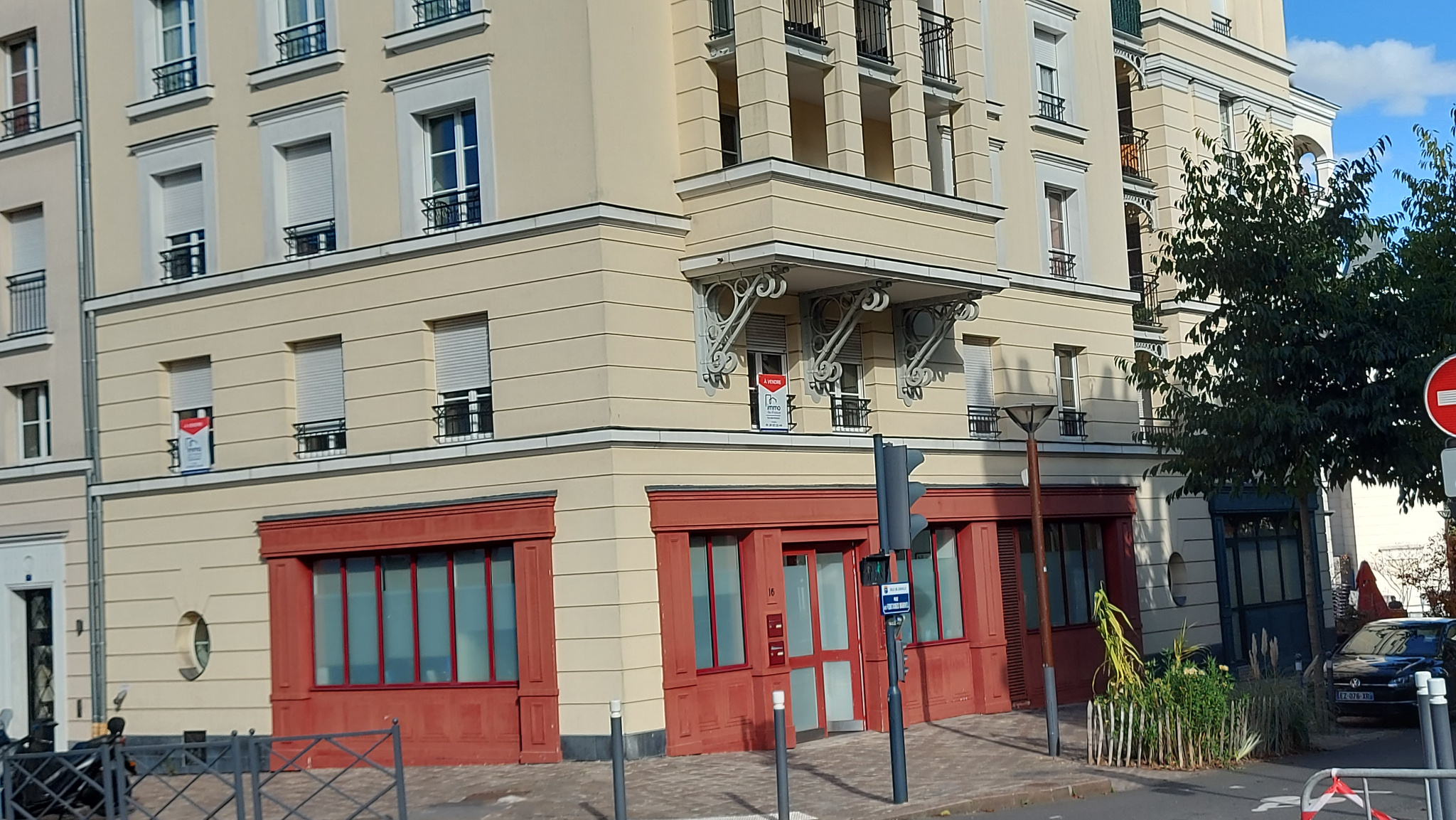 Photo 3